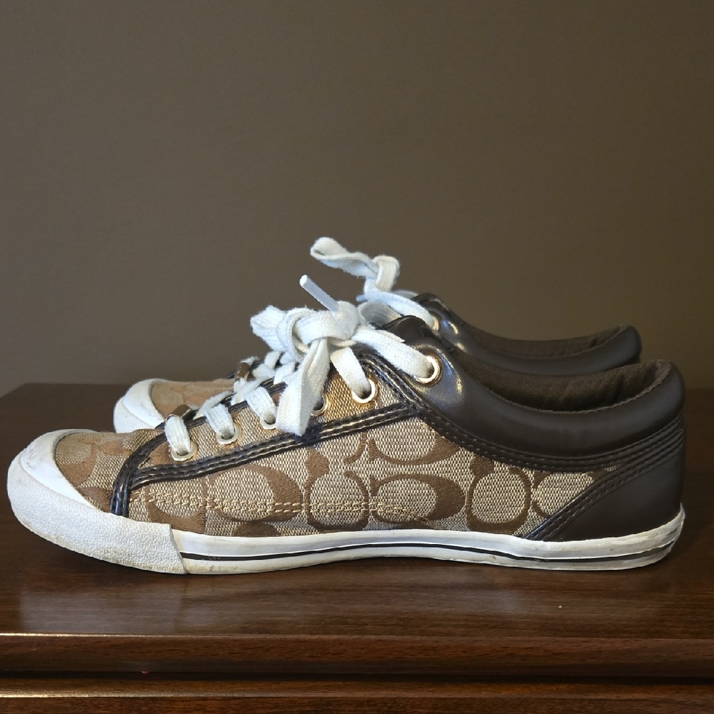 Coach Tan and Brown Signature Canvas Sneakers Size 8 - Picture 2 of 8